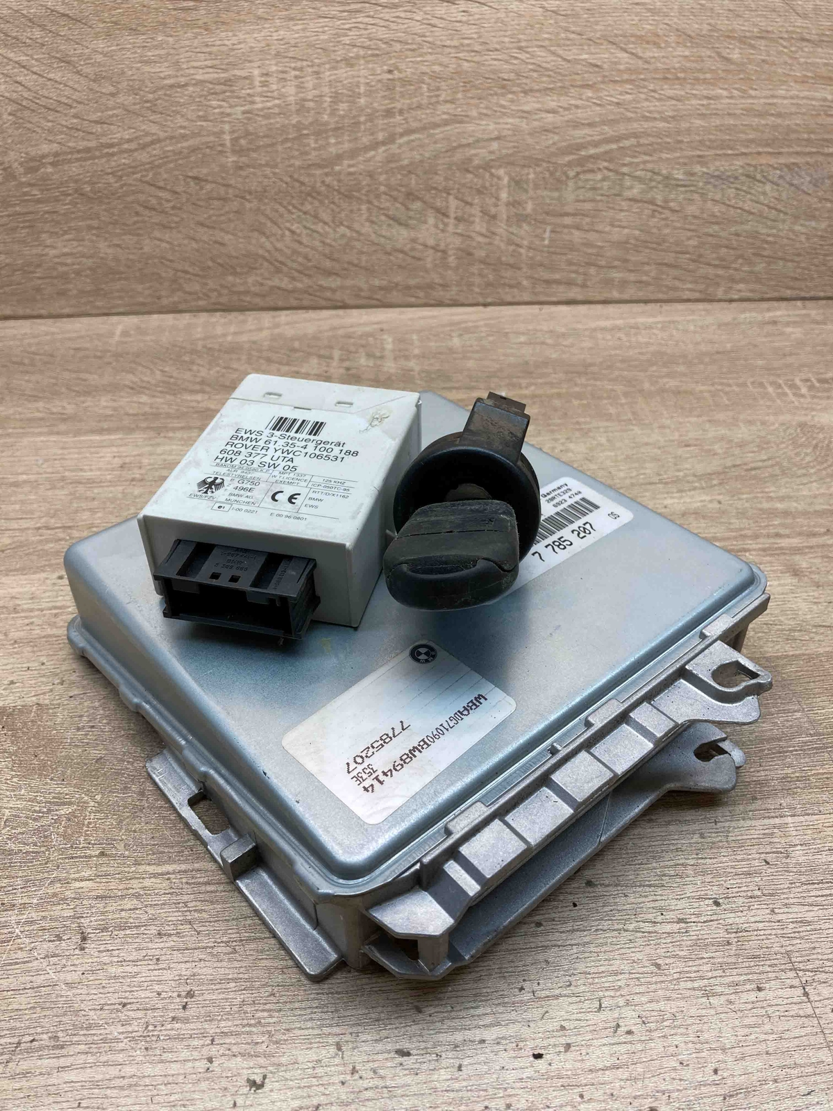 7785207 4100188 BMW 5 Series E39 Motor ECU Engine Module Unit 