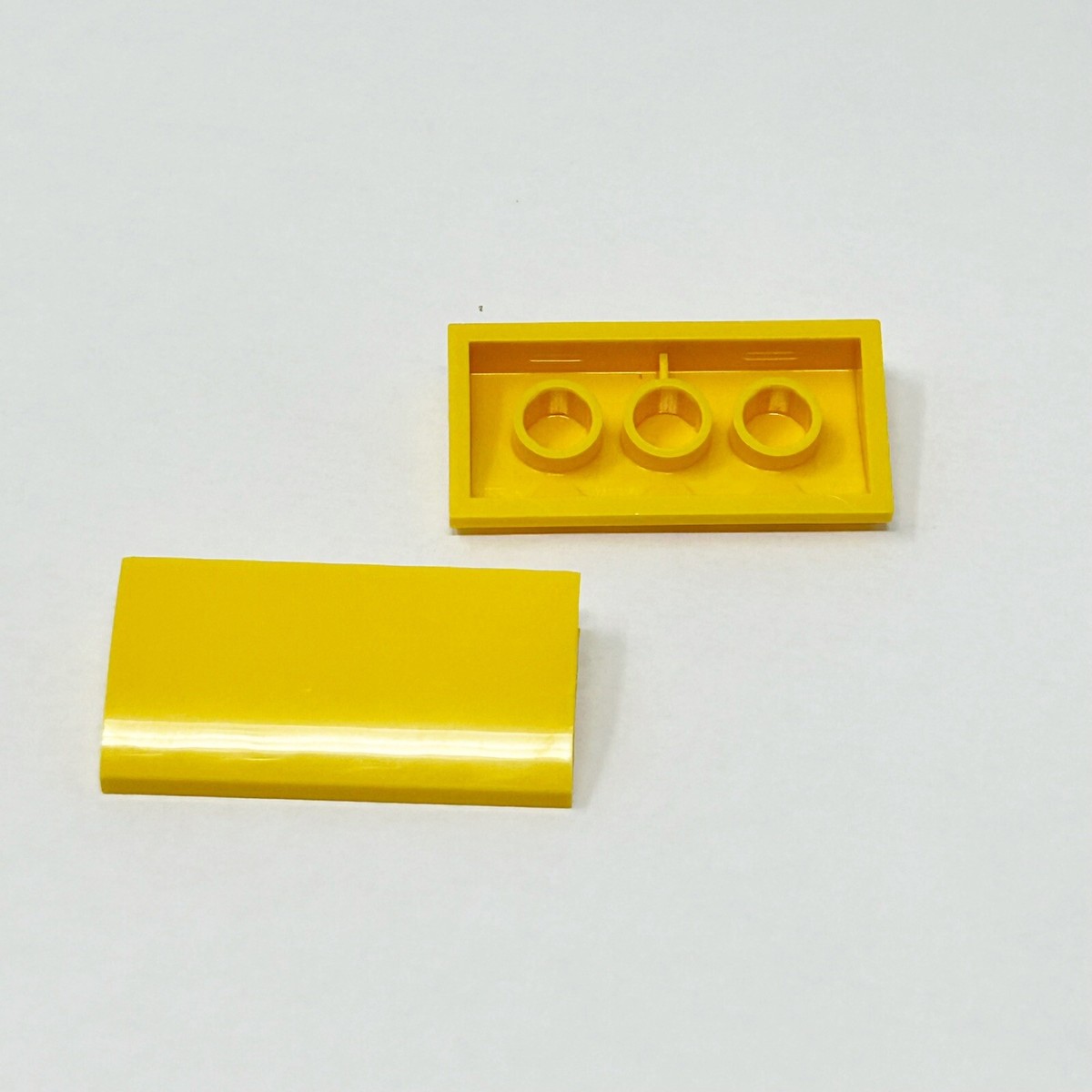 88930 LEGO Parts Slope Curved 2 x 4 x 2/3 YELLOW (2) | eBay