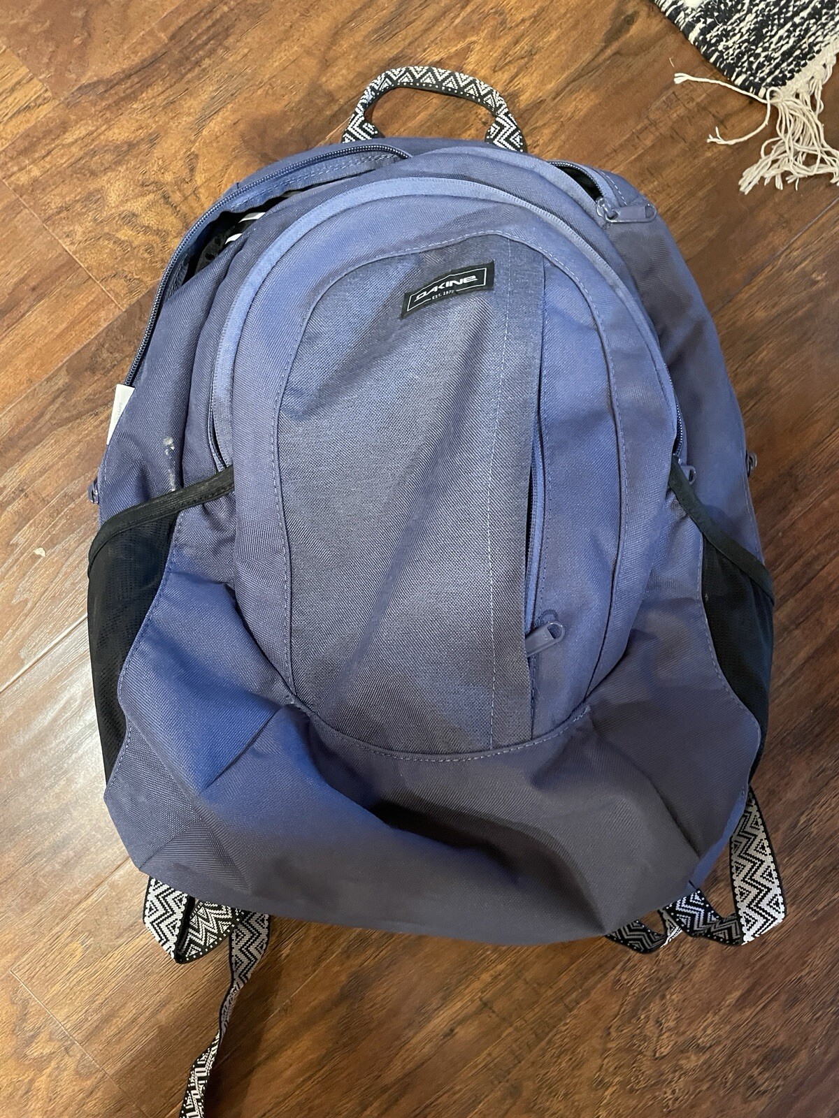 dakine backpack - image 1