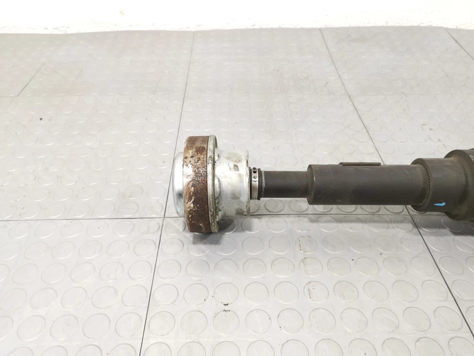 道奇充电器 6.4 自动 R/T Scat 包 2018 卡丹螺旋桨轴 68277442AC 原始设备制造商 — 第 3/4 张图片