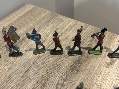 VINTAGE JOBLOT BUNDLE LEAD / METAL SOLDIERS / FIGURES x 20 Military Band Etc - Picture 11 of 14