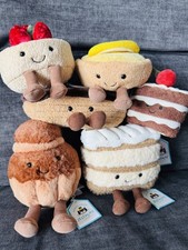 Jellycat Patisserie Bundle x6 BNWT – Éclair, Brioche, Tartes, cakes & More