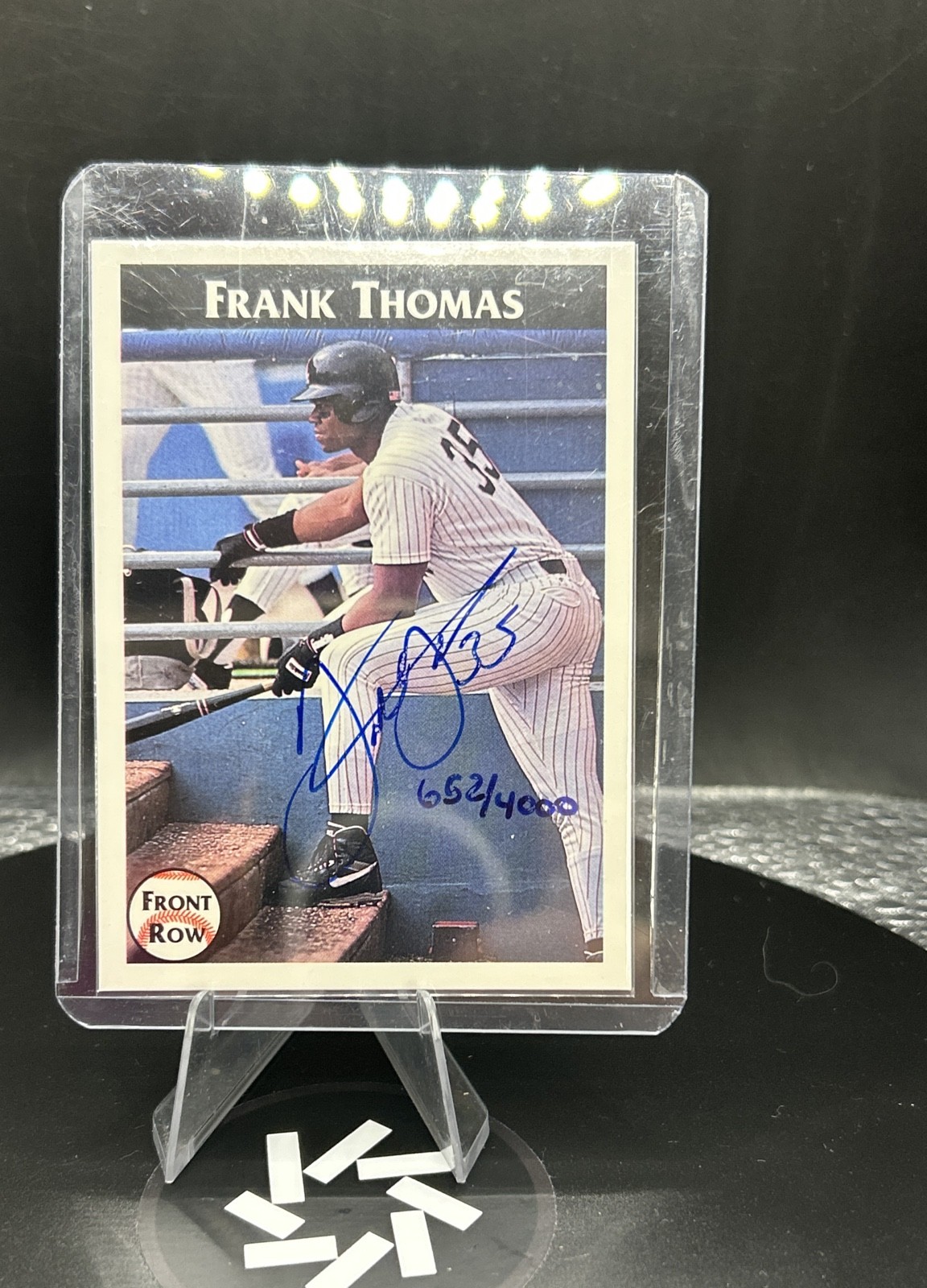 1992 Front Row Frank Thomas - Frank Thomas #2 Autographs /4000 (AU)