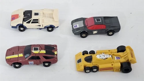 J-923 VINTAGE 1980'S HASBRO G1 TRANSFORMERS COMBINDERS STUNTICONS FIGURES