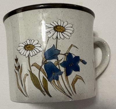 Vintage Royal Doulton Hill Top Mug (LS 1025)