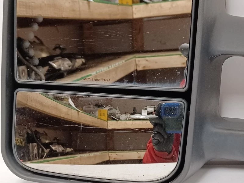 Espejo retrovisor lateral del conductor Power Opt DL3 03-06 AVALANCHE 1500 1343459 Foto 3 de 4