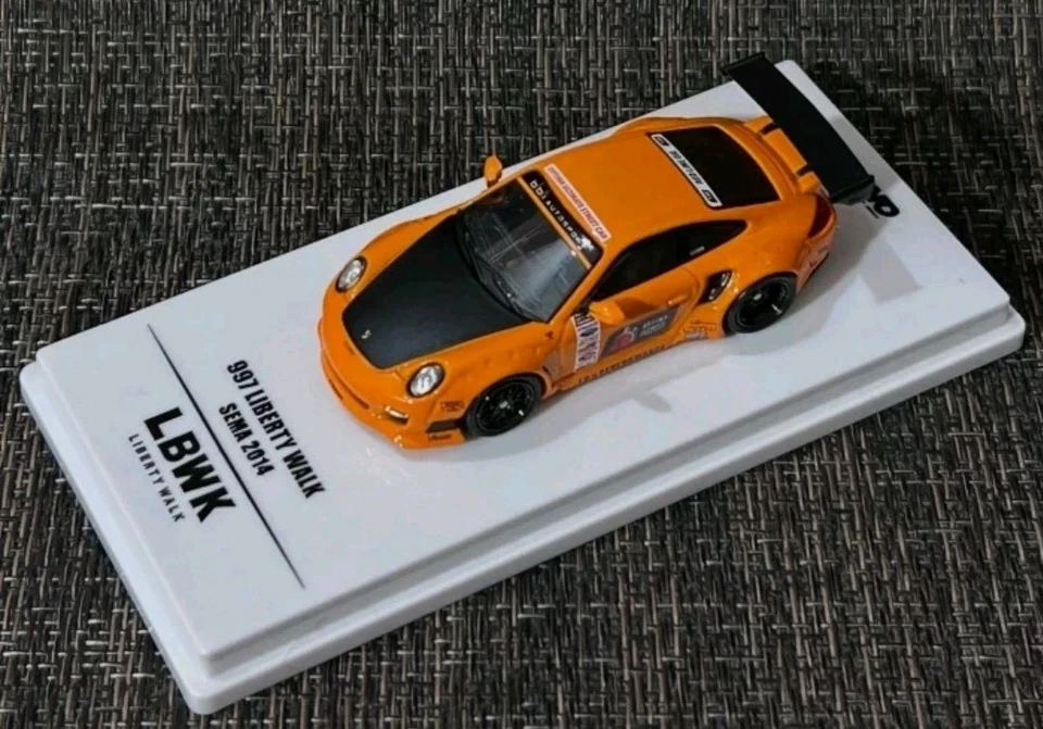 Inno64 Porsche 997 Liberty Walk SEMA 2014 LBWK - Image 3 of 4