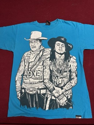 John Wayne Lil Wayne T-Shirt medium