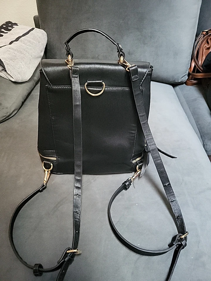 Mochila Zara de cuero texturizado negra Foto 2 de 4