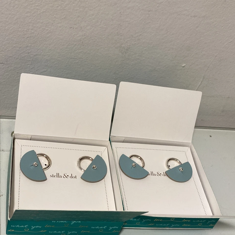 Aros frontales Stella & Dot Color Pop - PLATEADOS totalmente nuevos conjunto de 2 dos pares Foto 3 de 4