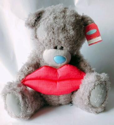 Me to You Tatty Teddy Carte Blanche Brand New Bear with lip