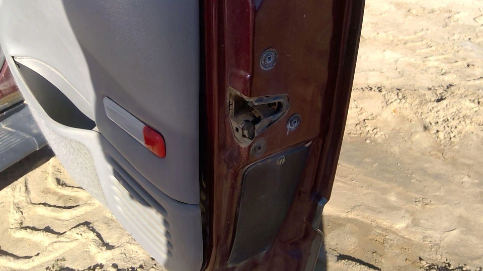 Pestillo de puerta delantera derecha para pasajero Chevy Tahoe 1995-2000 con conjunto de varillas/cables Foto 4 de 4