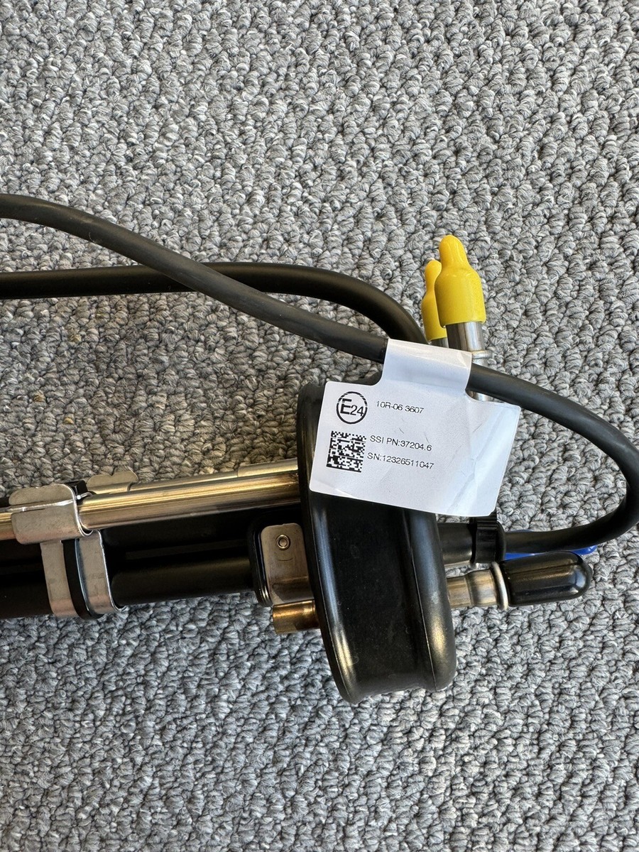 Genuine Renault Truck Ad Blue Level Sensor 7423960918 | eBay