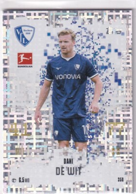 Topps Match Attax Bundesliga 24/25 Pixel Pitch White Karte 358 Dani De Wit