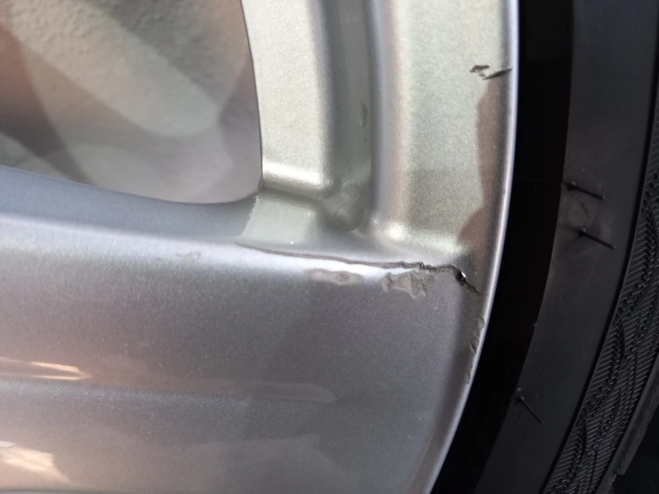 Kompletträder / Sommerreifen 195/45 R16 / Enzo Alufelgen - Bild 2 von 4