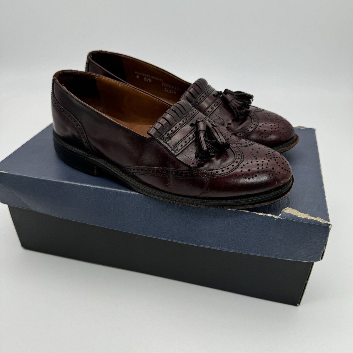 Bostonian Made in USA Classic Burgundy Loafer w/ Tassels 