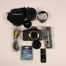 OLYMPUS E-410 DSLR Camera Kit w/ ZUIKO DIGITAL 14-42mm Lens, HOYA UV Filter, Rem