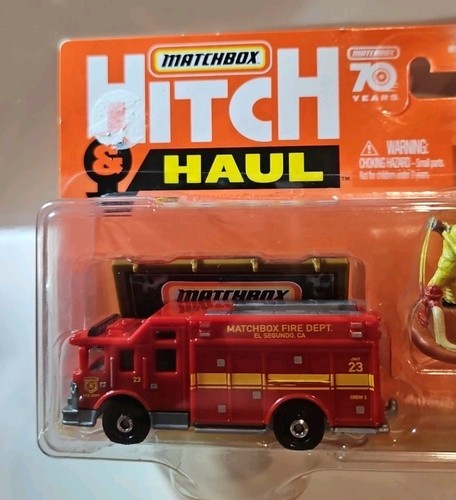 NEW 2023 Matchbox Hitch & Haul Hazard Squad MBX Mobile Light Truck Fire Rescue - Picture 3 of 7