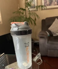 310 NUTRITION CLASSIC SHAKER CUP 25 fl oz