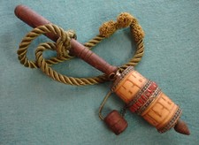 Ruota di preghiera girevole buddista tibetana fatta a mano con pietra ornata argento inserto superiore