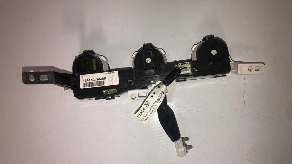 2013 日产 370Z 中心仪表板仪表盘时钟电压油温度原始设备制造商 — 第 2/4 张图片