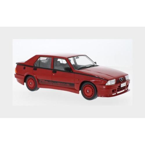 MCG 1/18 アルファロメオ75 ターボ エボルツィオーネ 1987 レッド 1:18 MCG Alfa Romeo 75 Turbo Evoluzione 1987 Red MCG18428