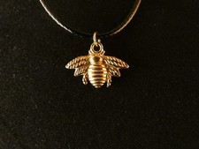 Biene Anhänger mit Kette 24