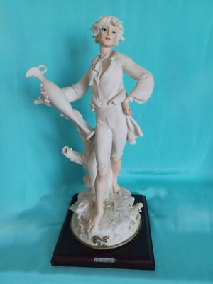 Seltene Vintage Capodimonte Figur, Mann mit Amphore entworfen von G. Armani