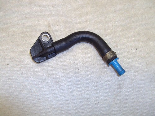 VERBINDUNGSSCHLAUCH ZYLINDERKOPF VW GOLF JETTA 2 CARAT GX US GT SYNCRO SCIROCCO