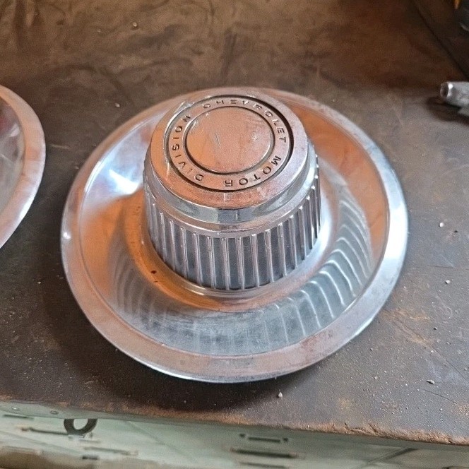 Chevrolet Motor Division Hubcap Set of 3 Collectible Vintage