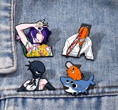 4 Stück KETTENSÄGENMANN DENJI REZE POCHITA Emaille Pin Anstecker 3 cm Metall Brosche Manga