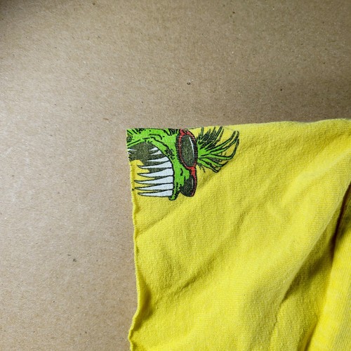 Vintage NitroFish Racing Live Life Full Throttle Yellow Tshirt - READ - Picture 9 of 10