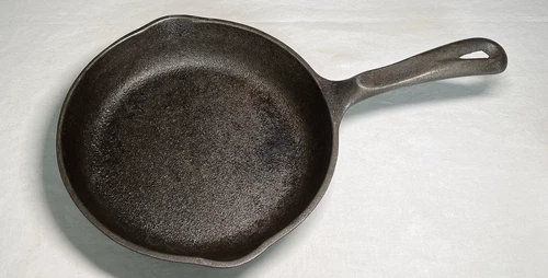 Vintage Wagner's Cast Iron Skillet Frying Pan 1891 Original 8 In Dual Spouts USA