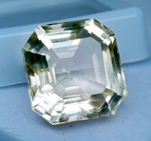 Wonderful Light Yellow Citrine Asscher Cut 11-12 Ct EGL Certified Gemstone - Picture 5 of 7