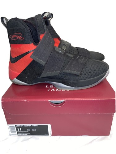 lebron soldier 10 bred