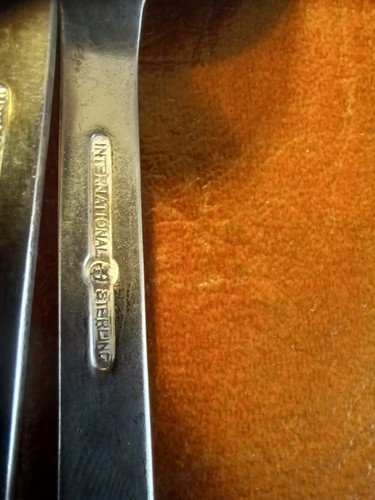 Two vintage International Sterling Silver Tablespoons with ingraved J (d2) - Picture 6 of 9