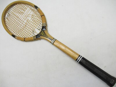 Raquette de Badminton - King K9 - Kawasaki Raquette de Badminton - King K9 - Kawasaki