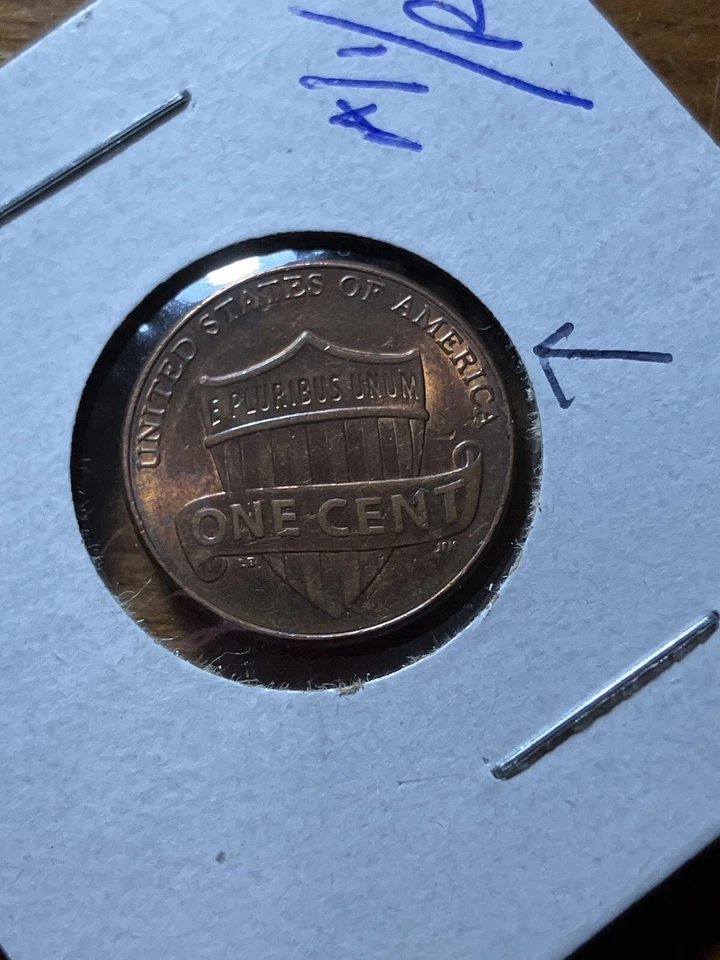 2010 D error L/ Rim Back Lincoln Penny Shield - Image 2 of 2