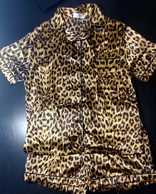 NIJIA Brand - Ladies Two Piece Pajama Set- Cougar Print - Short Bottoms-Size XL