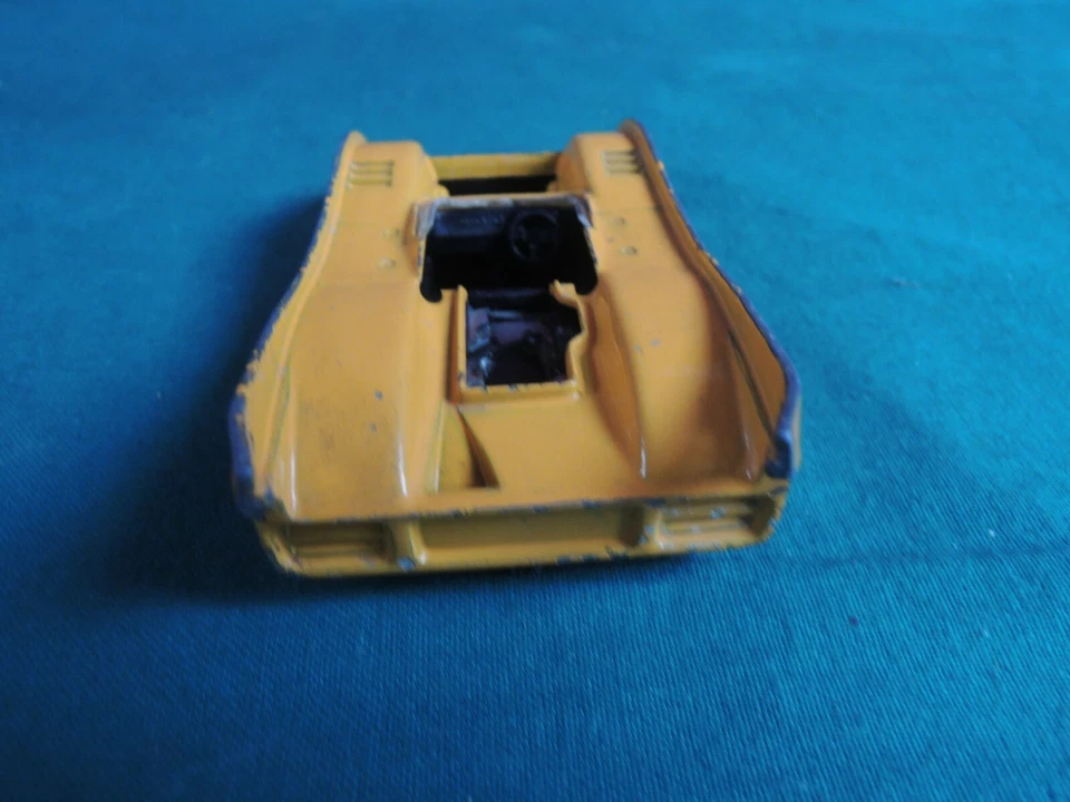 L68-POLITOYS E 32 - MC LAREN CHEVROLET- GIALLO-MODELLISMO AUTO EPOCA MOTO RUOTA - Immagine 4 di 4