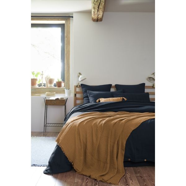 Plaid à franges en gaze de coton Gaïa Camel 180x220 cm, couvre-lit bohème et jeté de canapé souple