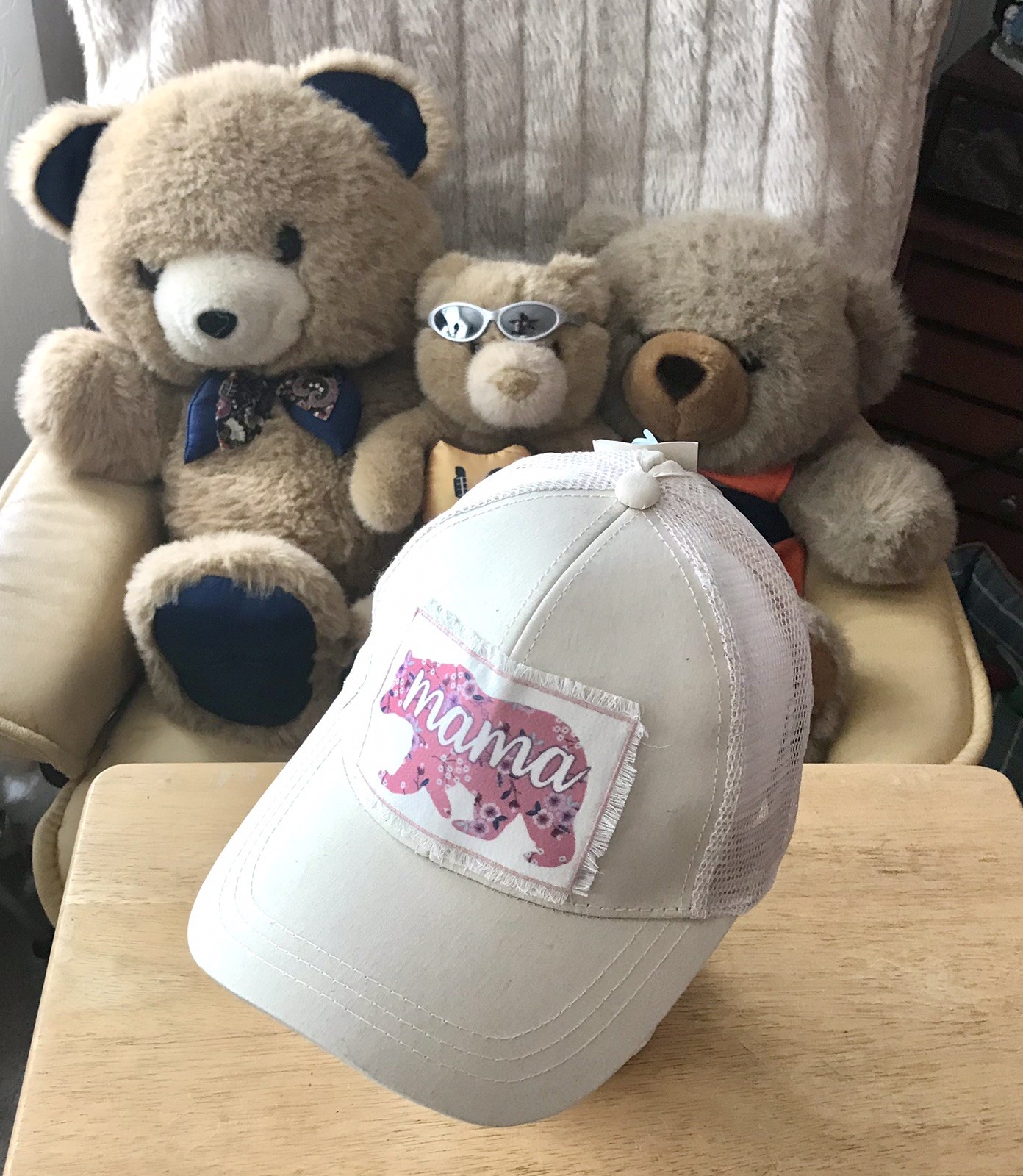 PONY Cappello camionista mamma orso Southern Junkie taglia unica marrone rosa coda di cavallo nuovo con etichette