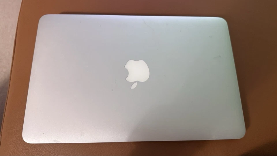 Apple MacBook Air 11" 2013 · i5 · 4GB · 128GB, photo 3 of 5