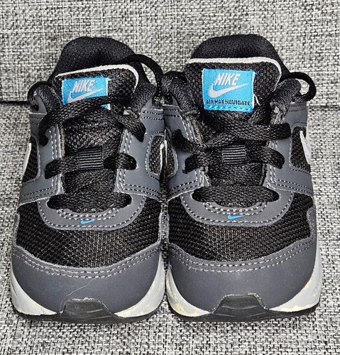 NIKE AIR MAX NAVIGATE TODDLER SIZE 5C BLACK/GREY/BLUE LIGHTLY USED - Picture 3 of 11