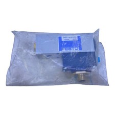 Festo VPEV-1/8-M12-SA Vacuum Switch 186580 50V AC 75V DC VPEV-1/8-M12-SA Festo