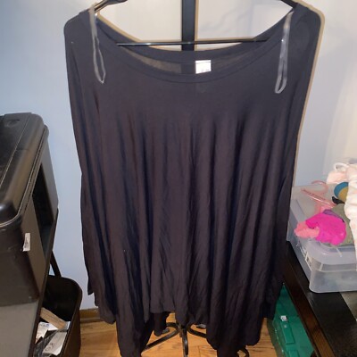 Black Shaw With Sleeves NWT One Size Nice! 