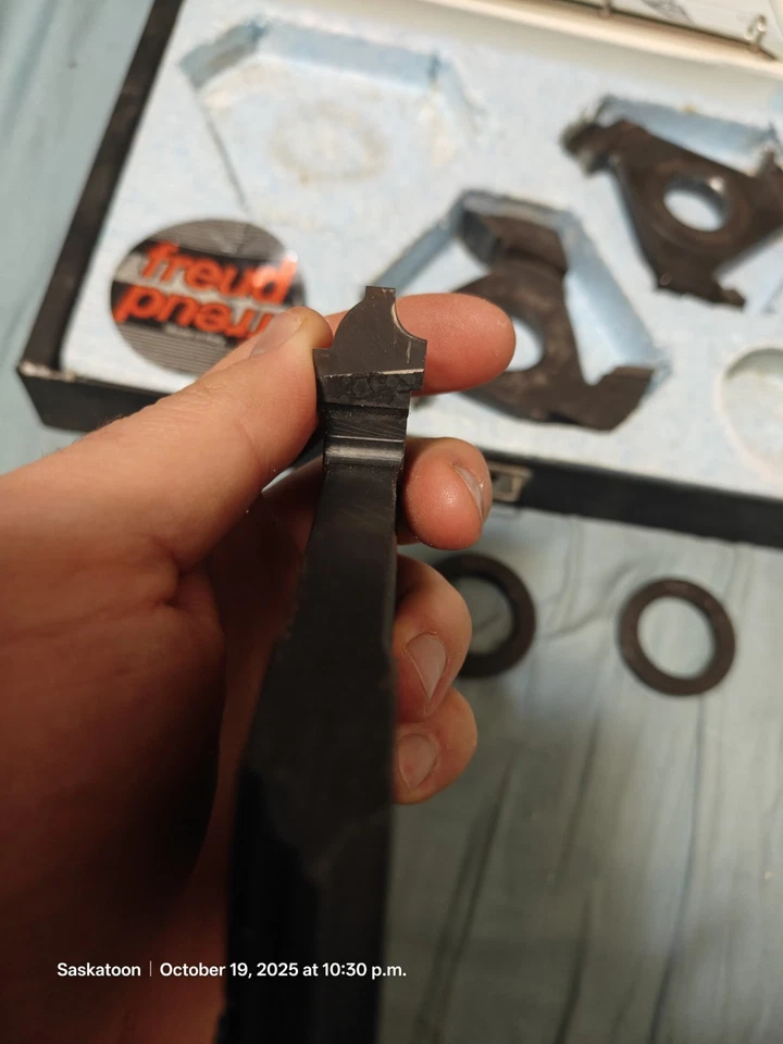 Freud CS71MBA3 Cassette 65 Shaper Cutter Set 1-1/4" Arbor Molding Crown Rail... Foto 4 de 4