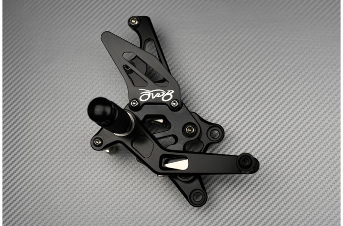 Platines Racing YAMAHA YZF R3 Commandes Reculées pour Vos Sessions Trackdays