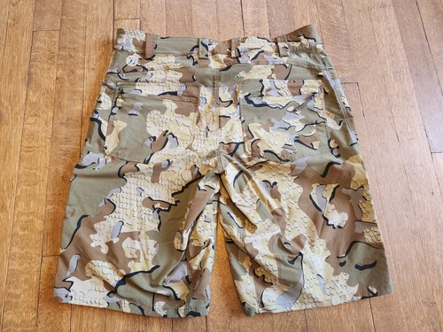 EUC Kuiu Kutana Stretch Nylon Camo Hunting Hiking Cargo Shorts Mens 36 - Picture 4 of 5