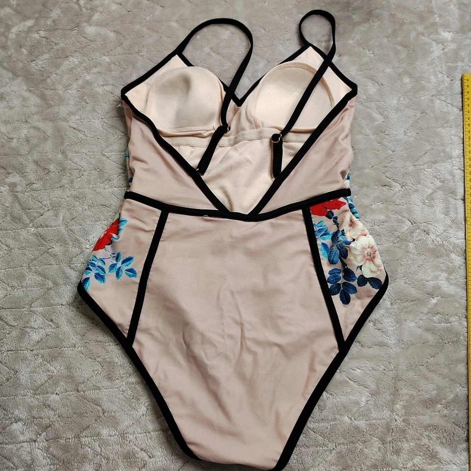 la hearts one piece Foto 3 de 4